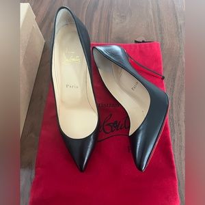 Christian Louboutin pigalle follies black kid leather 37.5 (7.5)